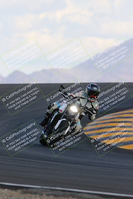 media/Oct-03-2022-Moto Forza (Mon) [[5f077a3730]]/Intermediate Group/Session 5 (Turn 12)/